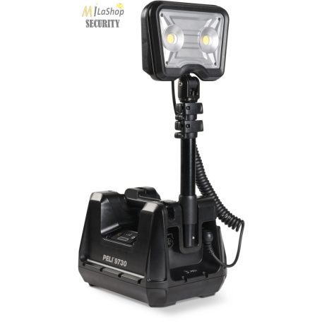 Peli 9730 LED es akkumulátoros kézi+teleszkópos térvilágító lámpa 4800 lm - több színben