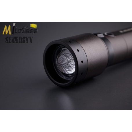 LEDLENSER P7R Signature tölthető LED kézilámpa 2000 lm